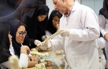 جذب ۱۰۰۰ متقاضی هیأت علمی واجد شرایط در رشته‌های علوم پزشکی