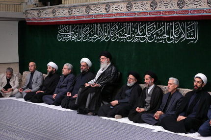 
مراسم عزاداری اربعین سیدالشهدا با حضور هیئت‌های دانشجویی و حضرت آیت‌الله خامنه‌ای
