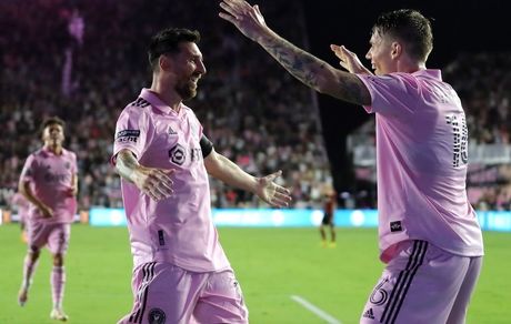 باز مسی باز برد اینترمیامی / درخشش لئو دومین برد پیاپی تیم بکام را رقم زد