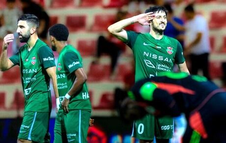 برد الاهلی با درخشش و گلزنی سردار آزمون