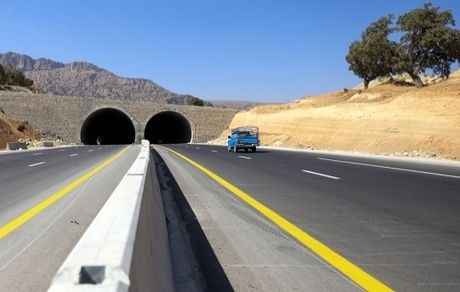 آزادراه اصفهان شیراز، اولین آزادراه بتنی کشور است
