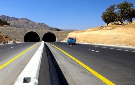 آزادراه اصفهان شیراز، اولین آزادراه بتنی کشور است
