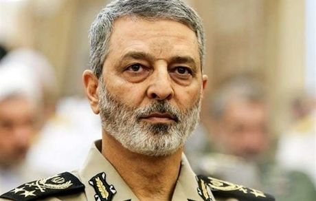 سرلشکر موسوی: نیروی هوایی ارتش به یک قدرت پهپادی تبدیل شده است