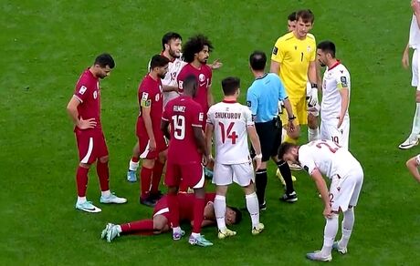 صعود قطر با برد اقتصادی مقابل تاجیکستان به دور دوم جام ملت‌ها قطعی شد