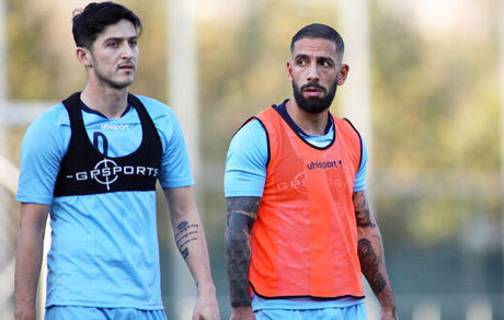 دژاگه: حیف شد نتوانستم جلوی چشم مادرم بازی کنم