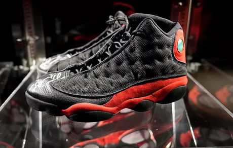 قیمت باورنکردنی ۲.۲ میلیون دلاری یک جفت کفش مایکل جردن!