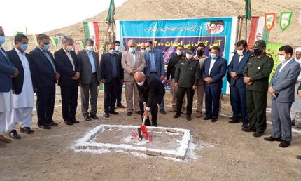 کلنگ‌زنی احداث ۲۰۰ باب مدرسه در مناطق صعب العبور سیستان و بلوچستان