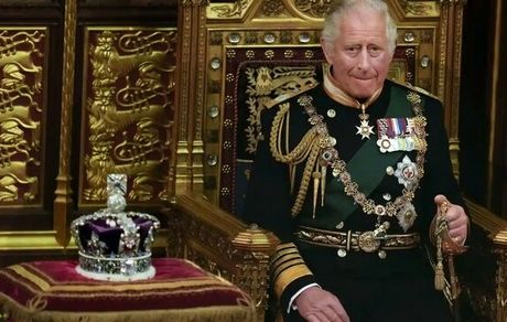 چارلز برای درج تصاویرش بر پول‌ها، باید ۲ سال منتظر بنشیند