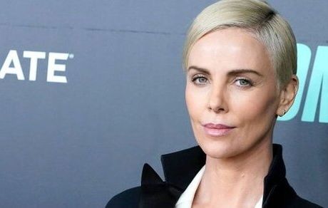 روایت شارلیز ترون از روزی که مادرش با گلوله پدرش را کشت