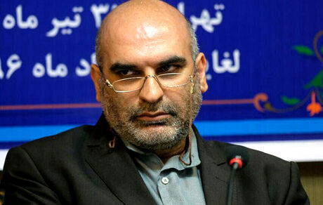 پاسخ مهرزاد دانش به مخالفان اکران «خانه پدری»