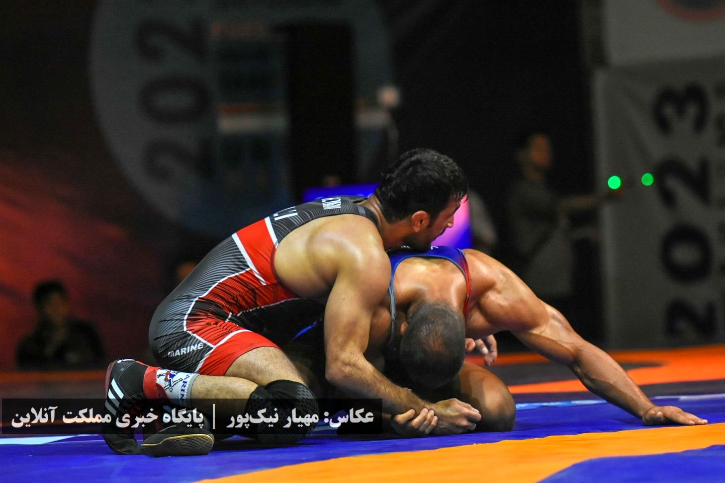 کشتی آزاد جام تختی در ارومیه از لنز دوربین