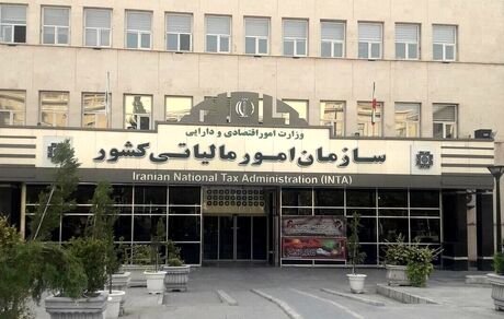 صدور و تمدید کارت بازرگانی برای فعالان اقتصادی با بدهی کمتر از ۲۰ میلیون تومان 