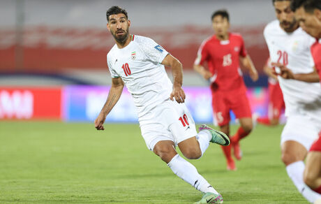 مهاجم مدنظر پرسپولیس در راه تراکتور