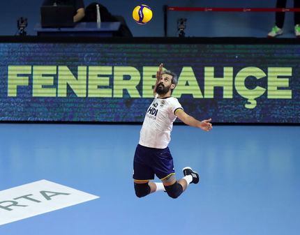 پیروزی یاران معروف در لیگ والیبال ترکیه