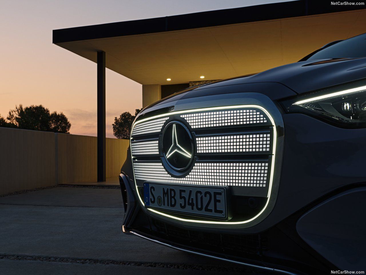 مرسدس بنز GLC EV