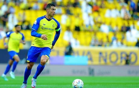 مجوز حرفه‌ای تیم رونالدو صادر شد