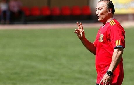 سرمربی سال‌های دور پرسپولیس سرمربی داماش شد