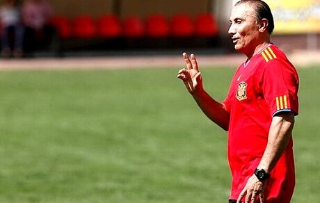 سرمربی سال‌های دور پرسپولیس سرمربی داماش شد