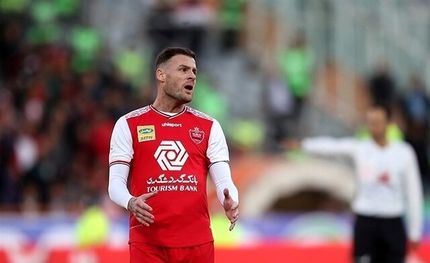 بازیکن سابق پرسپولیس و تراکتور در اسکاتلند زندانی شد