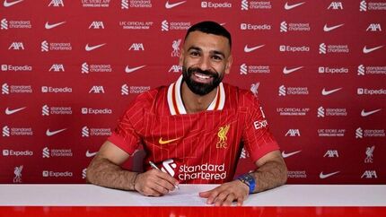 محمد صلاح قراردادش را با لیورپول تمدید کرد