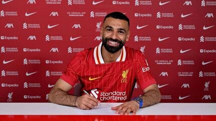 محمد صلاح قراردادش را با لیورپول تمدید کرد