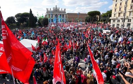 تظاهرات ایتالیایی‌ها علیه تحرکات اخیر نئوفاشیست‌ها