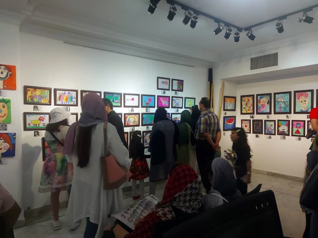 نمایشگاه گروهی نقاشی پرواز با رنگها