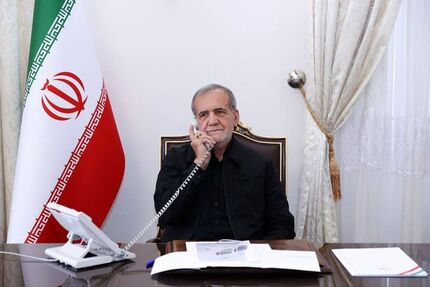 گفت‌وگویی تلفنی رئیس جمهور با نخست‌وزیر ژاپن درباره آخرین تحولات منطقه‌ای، بین‌المللی و روابط دوجانبه 