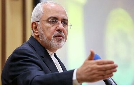 ظریف در مجلس: دامن نظام از پولشویی پاک است