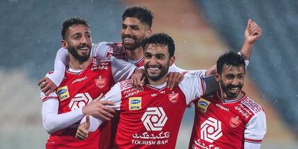 پرسپولیس به دنبال تمرین در زمین اصلی 