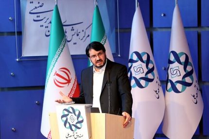 بذرپاش هشدار داد: صندوق توسعه ملی به خزانه دوم دولت‌ها تبدیل شده است