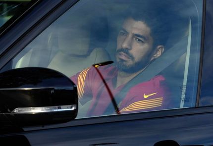 وداع اشکبار سوارس با هم‌تیمی‌هایش در بارسلونا