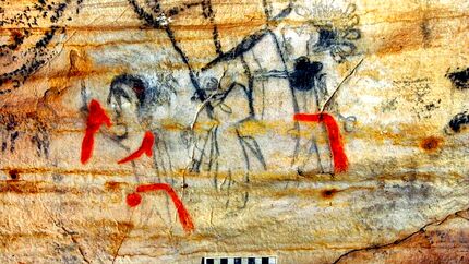 یک غار تاریخی با آثار هنری ۱۰۰۰ ساله حراج شد