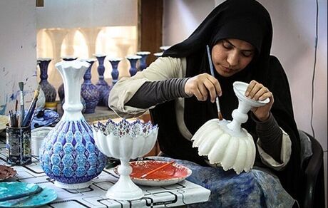 صادرات ۳۰ میلیون دلاری صنایع دستی از استان همدان در نه ماهه امسال