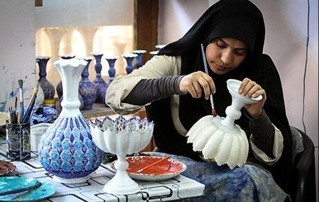 صادرات ۳۰ میلیون دلاری صنایع دستی از استان همدان در نه ماهه امسال