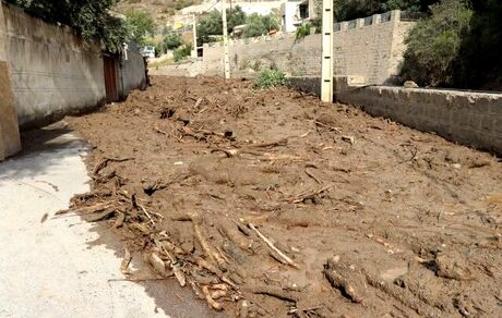 مفقود شدن ۱۵ نفر در سیلاب در شهرستان‌های جنوب کرمان