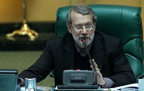 لاریجانی: توهین به مجلس موجب افول جایگاه این نهاد مردم‌سالار می‌شود