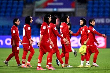 کاروان تیم ملی فوتبال زنان ایران از استرالیا به مالزی رسید / بازگشت به کشور بعد از فراهم شدن شرایط