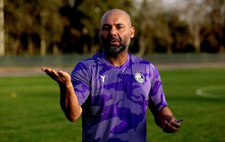 مربی استقلال، صنعت نفت آبادان را محکوم کرد