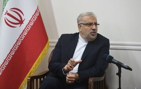 وزیر نفت به ونزوئلا رفت