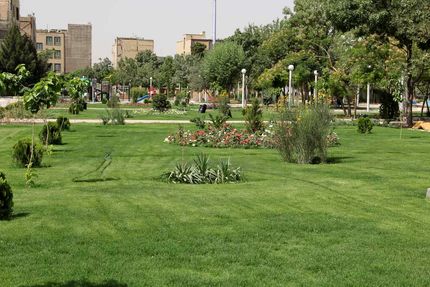 تعلیق و عزل تعدادی از مدیران و کارشناسان و جریمه پیمانکاران منطقه ۵ در روز طبیعت