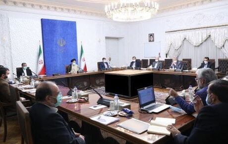 تاکید رئیس جمهور بر تداوم همکاری و هماهنگی مؤثر تیم اقتصادی دولت به منظور آرامش در بازار و تثبیت قیمت‌ها 
