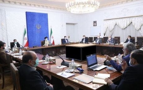 تاکید رئیس جمهور بر تداوم همکاری و هماهنگی مؤثر تیم اقتصادی دولت به منظور آرامش در بازار و تثبیت قیمت‌ها 