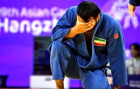 تصمیم عجیب فدراسیون در اعزام کردن تیم ملی به کشور دورتر بجای مسابقات مهم‌تر در کشور همسایه
