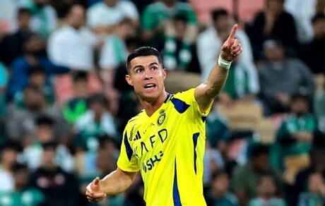 رونالدو قراردادش را با النصر تمدید کرد
