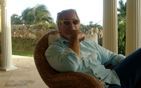 جفری اپستین دنبال استخدام هکر نابغه بود