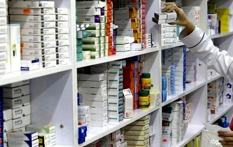 مطالبات سه ماه داروخانه‌های سرپایی با دستور رییس جمهور پرداخت شد