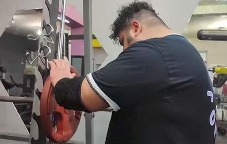 هالک مجازی مقابل ورزشکاران قزاقستان ناک اوت شد