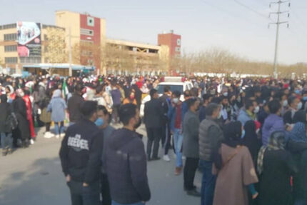 کمیسیون اخلاق ورزش: فدراسیون فوتبال عذرخواهی کند