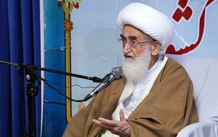پاسخ آیت‌الله نوری‌همدانی پیرامون ساخت فیلم شمس تبریزی